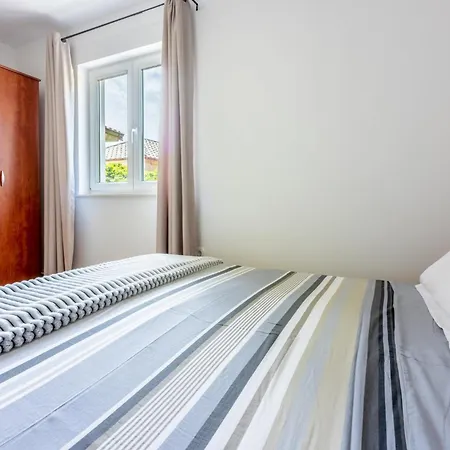 Mera 아파트 브리비르