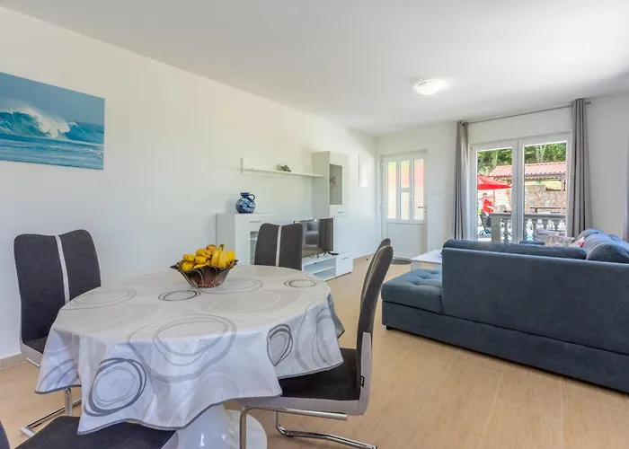 Mera * Bribir (Primorje-Gorski Kotar)